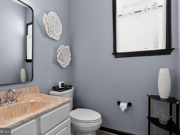 201 Victoria Court, Ambler PA 19002