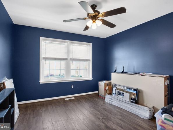 201 Victoria Court, Ambler PA 19002