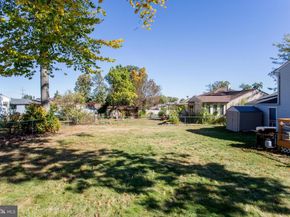 442 Acorn Drive, Warminster PA 18974