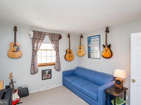 442 Acorn Drive, Warminster PA 18974