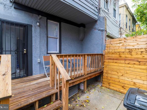 2401 N Hollywood Street, Philadelphia PA 19132