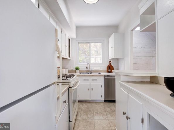 3508 Valley Drive, Alexandria VA 22302