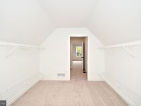 942 Stein Court, Warminster PA 18974