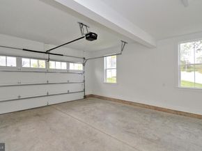 942 Stein Court, Warminster PA 18974