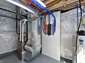 942 Stein Court, Warminster PA 18974