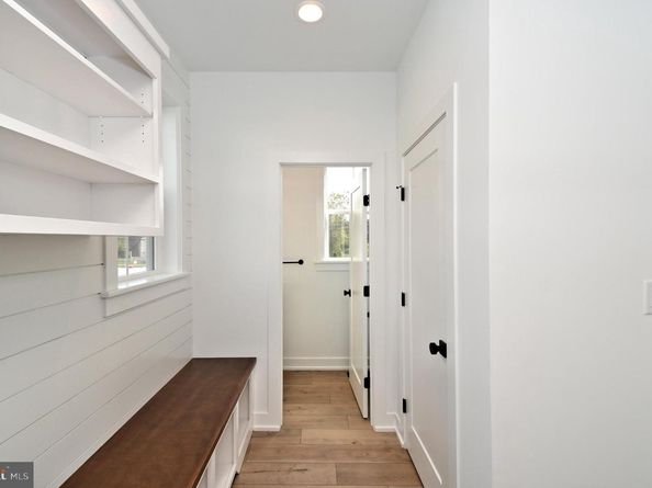 942 Stein Court, Warminster PA 18974