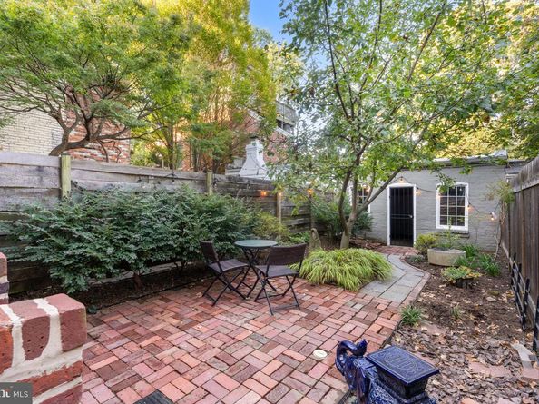 614 8TH Street NE, Washington DC 20002