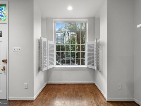 614 8TH Street NE, Washington DC 20002