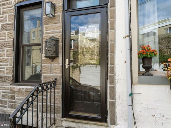 732 Salter Street, Philadelphia PA 19147