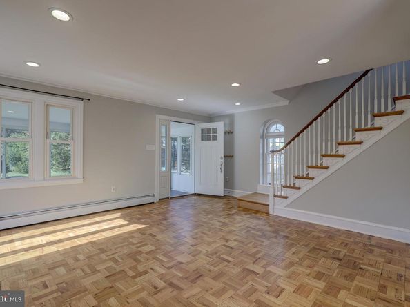 243 Rock Glen Road, Wynnewood PA 19096