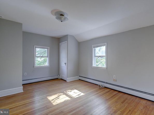 243 Rock Glen Road, Wynnewood PA 19096