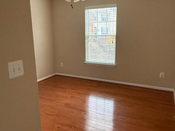 20900 Butterwood Falls Terrace, Sterling VA 20165