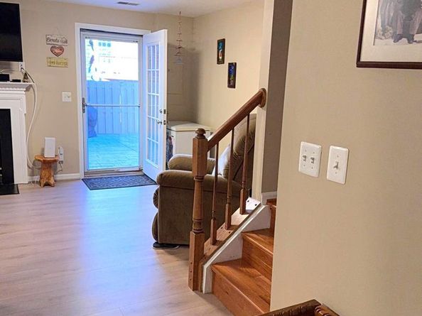 20900 Butterwood Falls Terrace, Sterling VA 20165