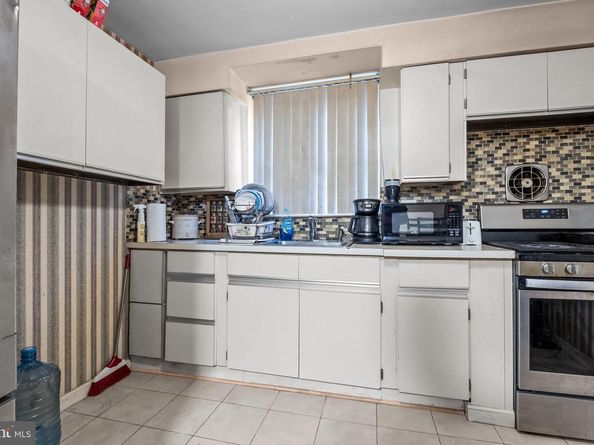 1627 Borbeck Avenue, Philadelphia PA 19111
