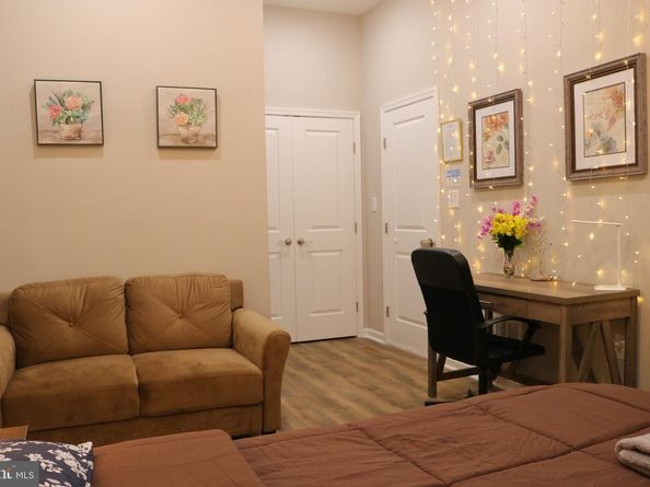 1950 N 19TH Street, Philadelphia PA 19121