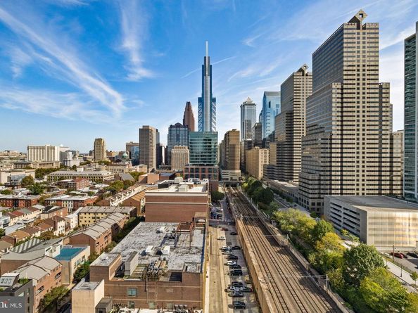 2200 Arch Street 1208, Philadelphia PA 19103