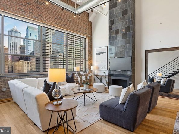 2200 Arch Street 1208, Philadelphia PA 19103