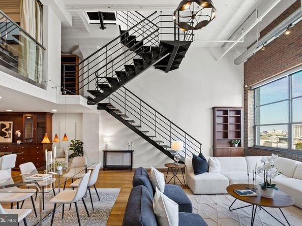 2200 Arch Street 1208, Philadelphia PA 19103
