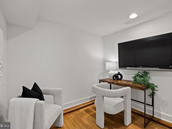 2200 Arch Street 1208, Philadelphia PA 19103