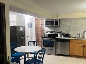 811 Massachusetts Avenue NE, Washington DC 20002