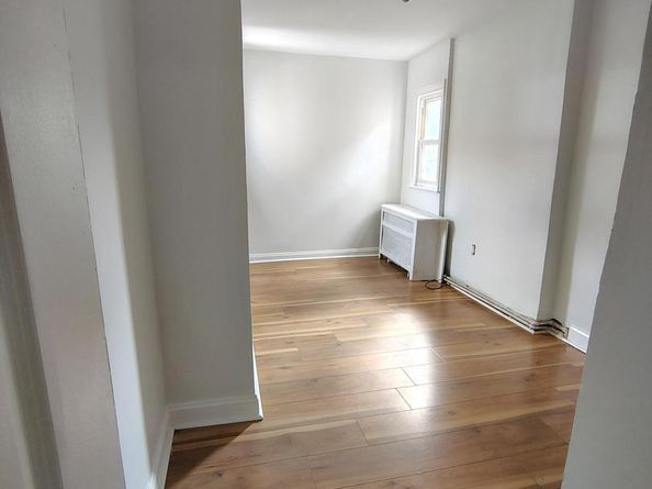 4363 Wayne Avenue, Philadelphia PA 19140
