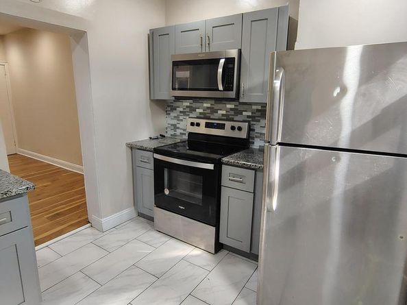 4363 Wayne Avenue, Philadelphia PA 19140