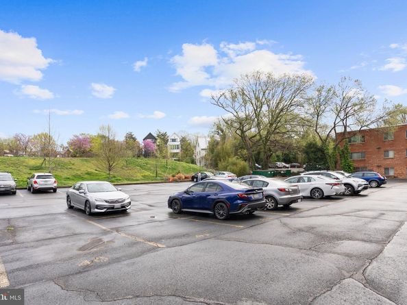 4491 Macarthur Boulevard NW 303, Washington DC 20007