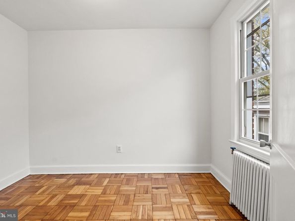 4491 Macarthur Boulevard NW 303, Washington DC 20007