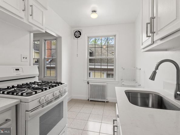 4491 Macarthur Boulevard NW 303, Washington DC 20007