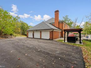 10900 Tara Road, Potomac MD 20854