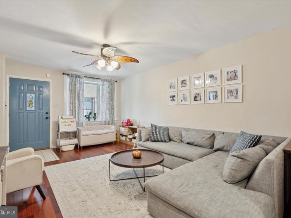 416 Hermit Street, Philadelphia PA 19128