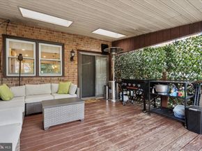 416 Hermit Street, Philadelphia PA 19128