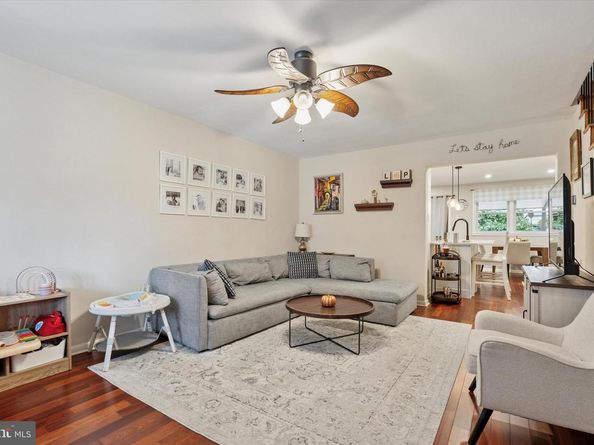416 Hermit Street, Philadelphia PA 19128