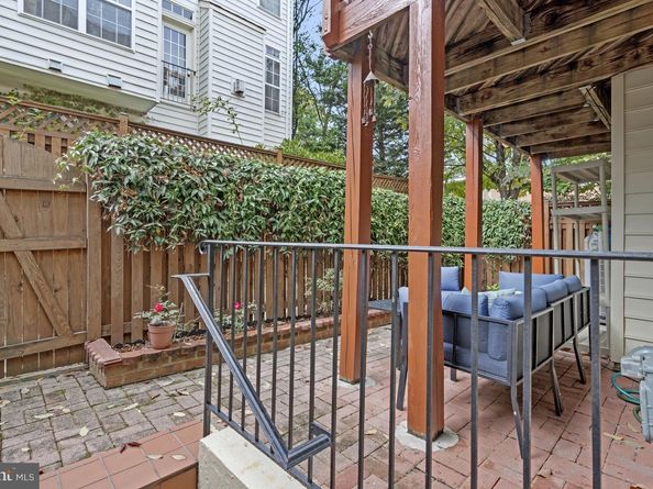 2802 Saint Croix Drive, Vienna VA 22180