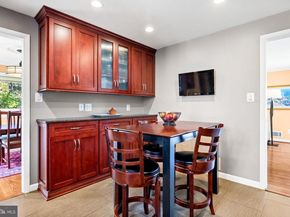 1336 N Ivanhoe Street N, Alexandria VA 22304