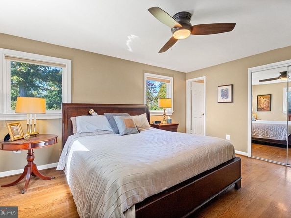 1336 N Ivanhoe Street N, Alexandria VA 22304