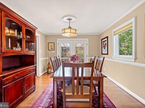 1336 N Ivanhoe Street N, Alexandria VA 22304