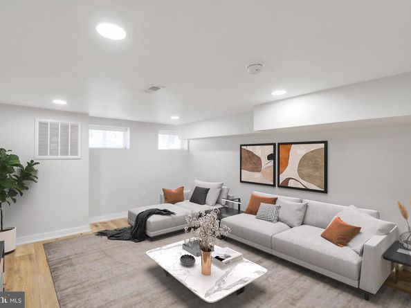 1424 N Dover Street, Philadelphia PA 19121