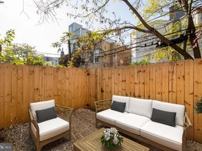 1424 N Dover Street, Philadelphia PA 19121