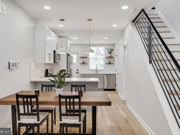 1424 N Dover Street, Philadelphia PA 19121