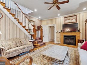 168 Gay Street, Philadelphia PA 19127