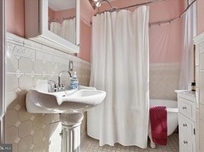 168 Gay Street, Philadelphia PA 19127