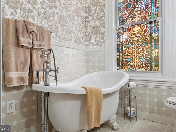 168 Gay Street, Philadelphia PA 19127