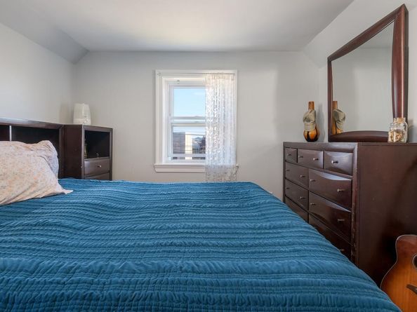 712 N York Road, Willow Grove PA 19090