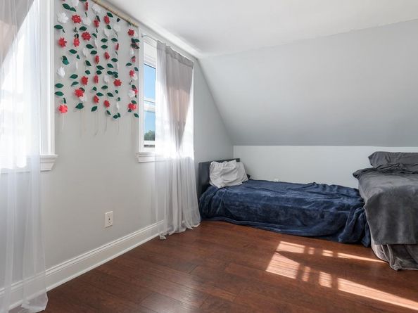 712 N York Road, Willow Grove PA 19090