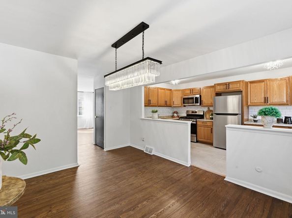 12754 Hollins Road, Philadelphia PA 19154