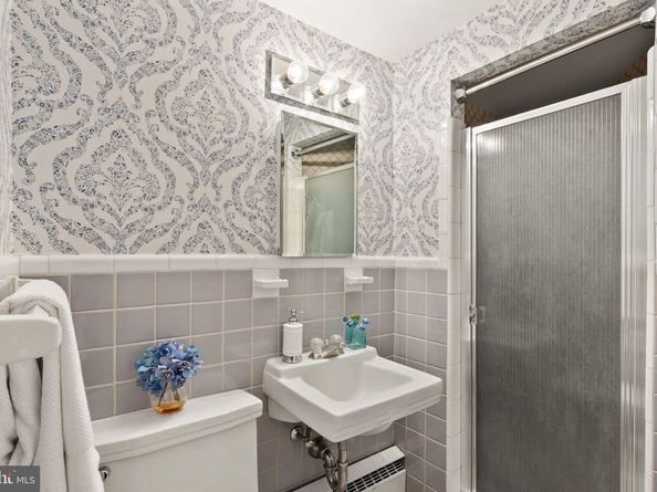 4200 Cathedral Avenue NW 812, Washington DC 20016