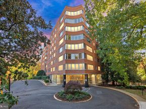 4200 Cathedral Avenue NW 812, Washington DC 20016