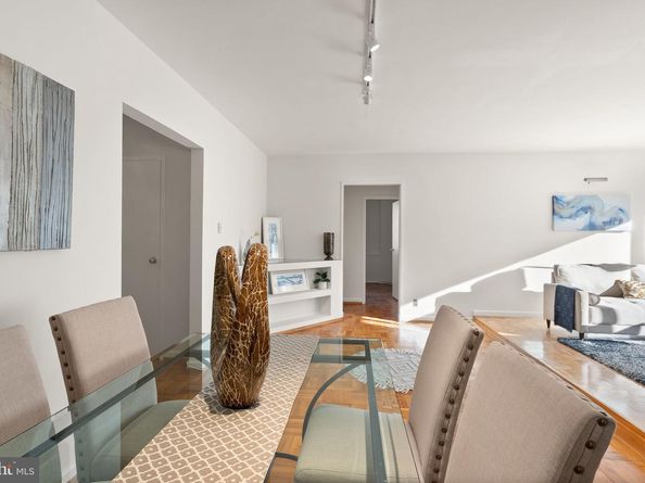 4200 Cathedral Avenue NW 812, Washington DC 20016