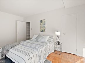 4200 Cathedral Avenue NW 812, Washington DC 20016